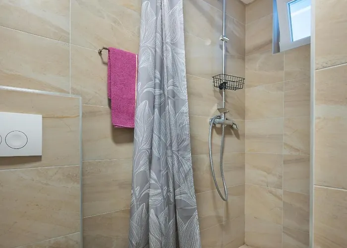 Appartement By The Sea Preko, Ugljan - 24691 Preko